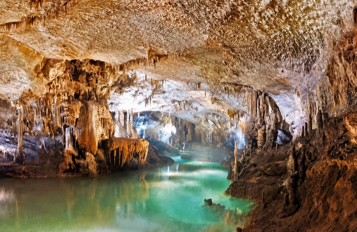 Baratang Limestone Caves Day Trip — Andaman island experience